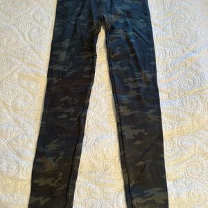 SPANX Women's Camouflage Leggings